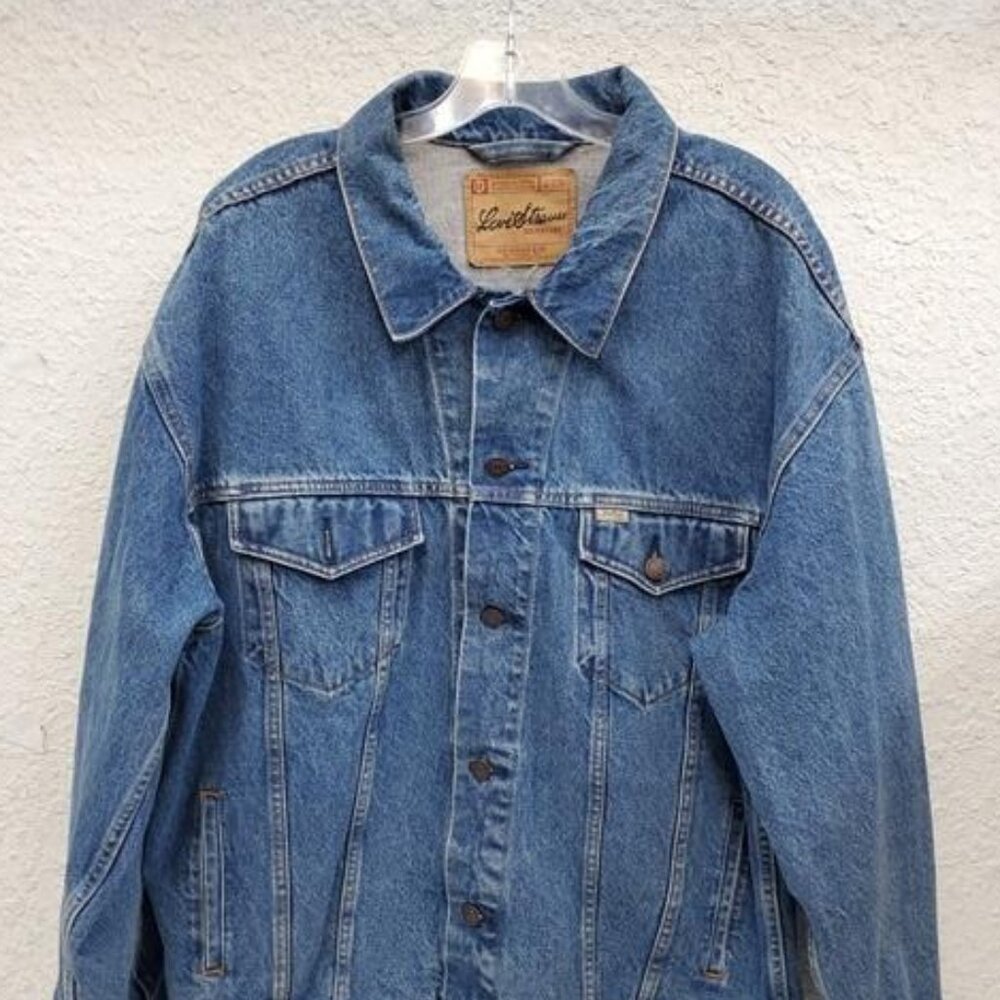 Levi Strauss Signature Blue Denim Jacket (NO SIZE TAG)